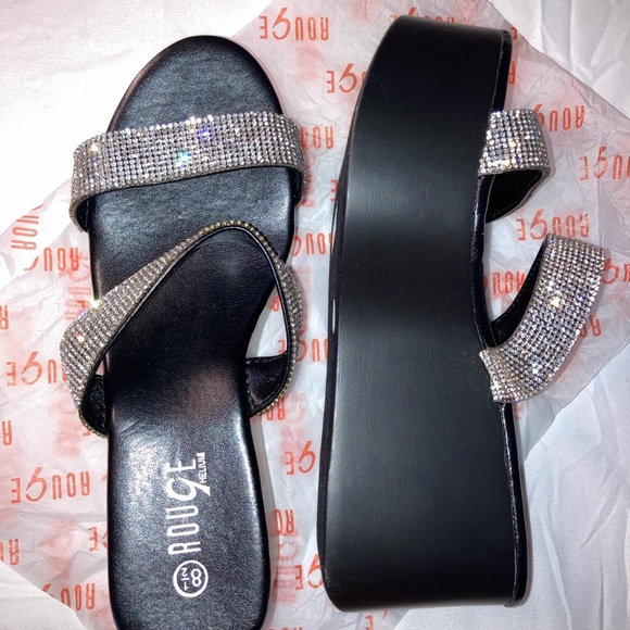 Rouge Helium Black and Silver Platform Sandals - Picture 1 of 10